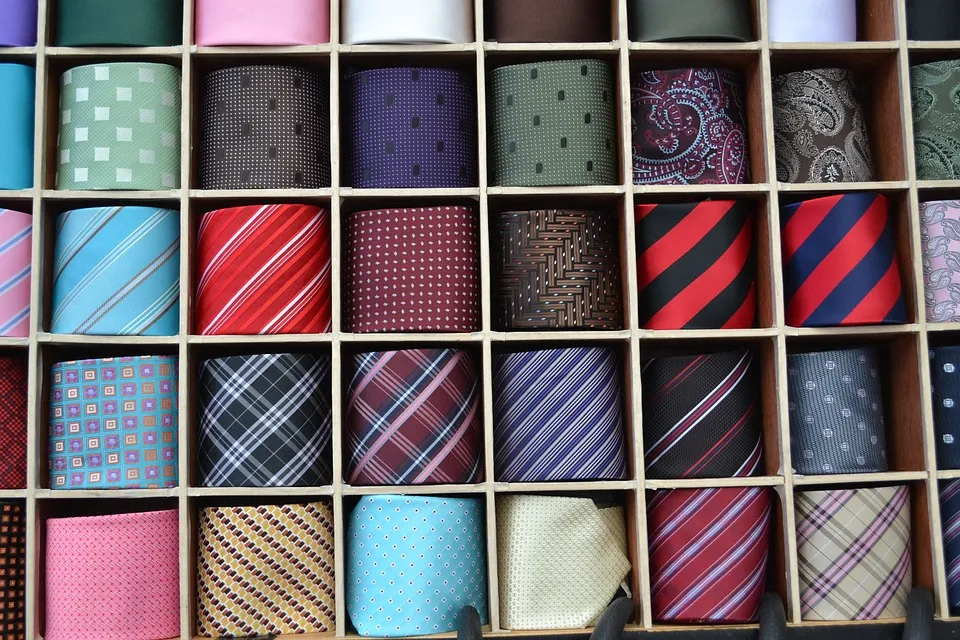 krawat - prezent dla eleganckiego mężczyzny